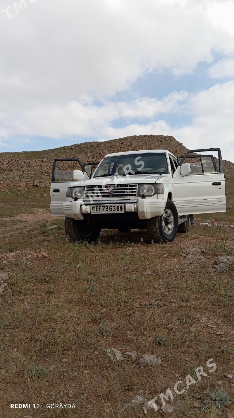 Mitsubishi Montero 1994 - 60 000 TMT - Türkmenbaşy - img 5