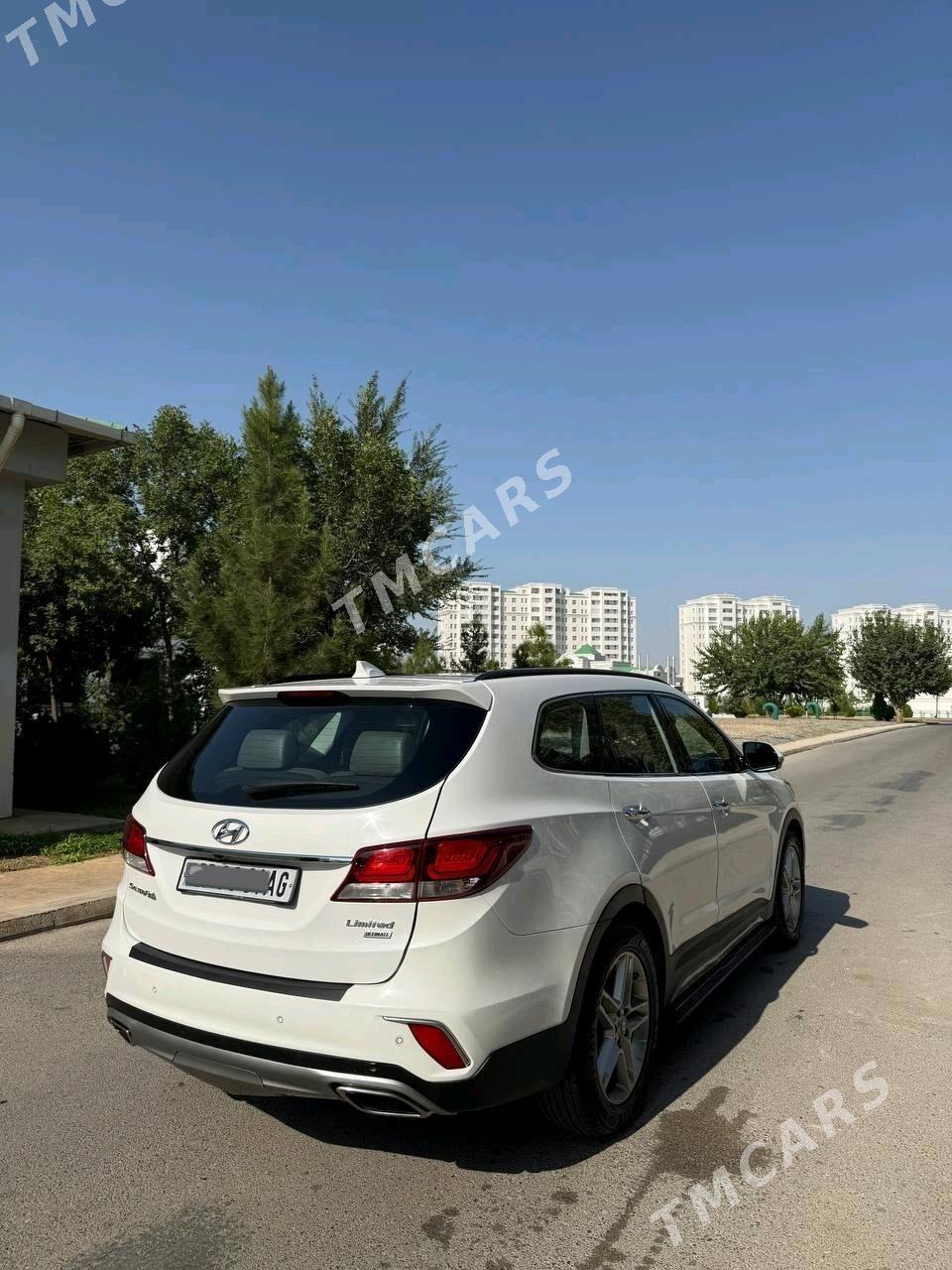 Hyundai Santa Fe 2017 - 275 000 TMT - Ашхабад - img 4