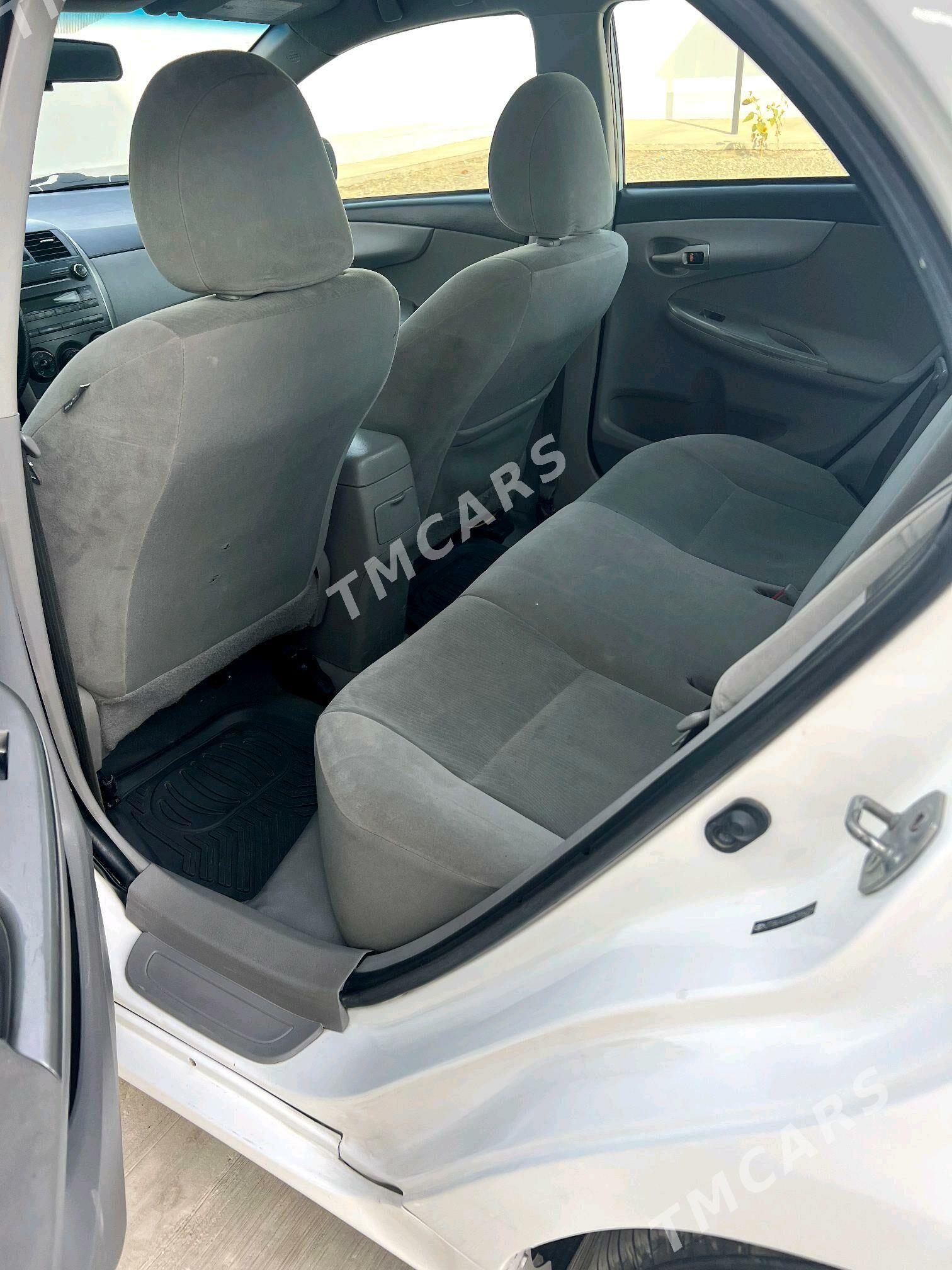 Toyota Camry 2011 - 145 000 TMT - Bäherden - img 8