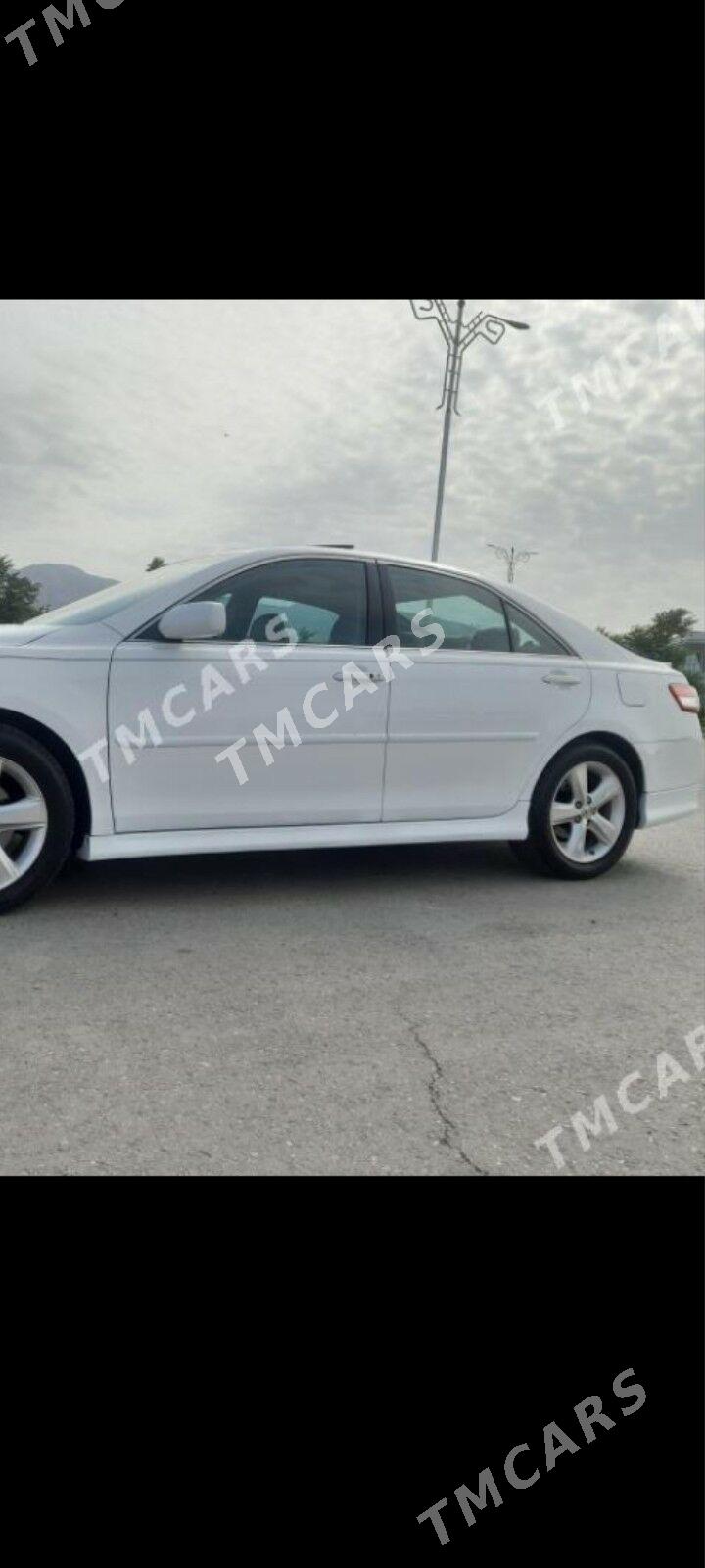 Toyota Camry 2011 - 220 000 TMT - Балканабат - img 3