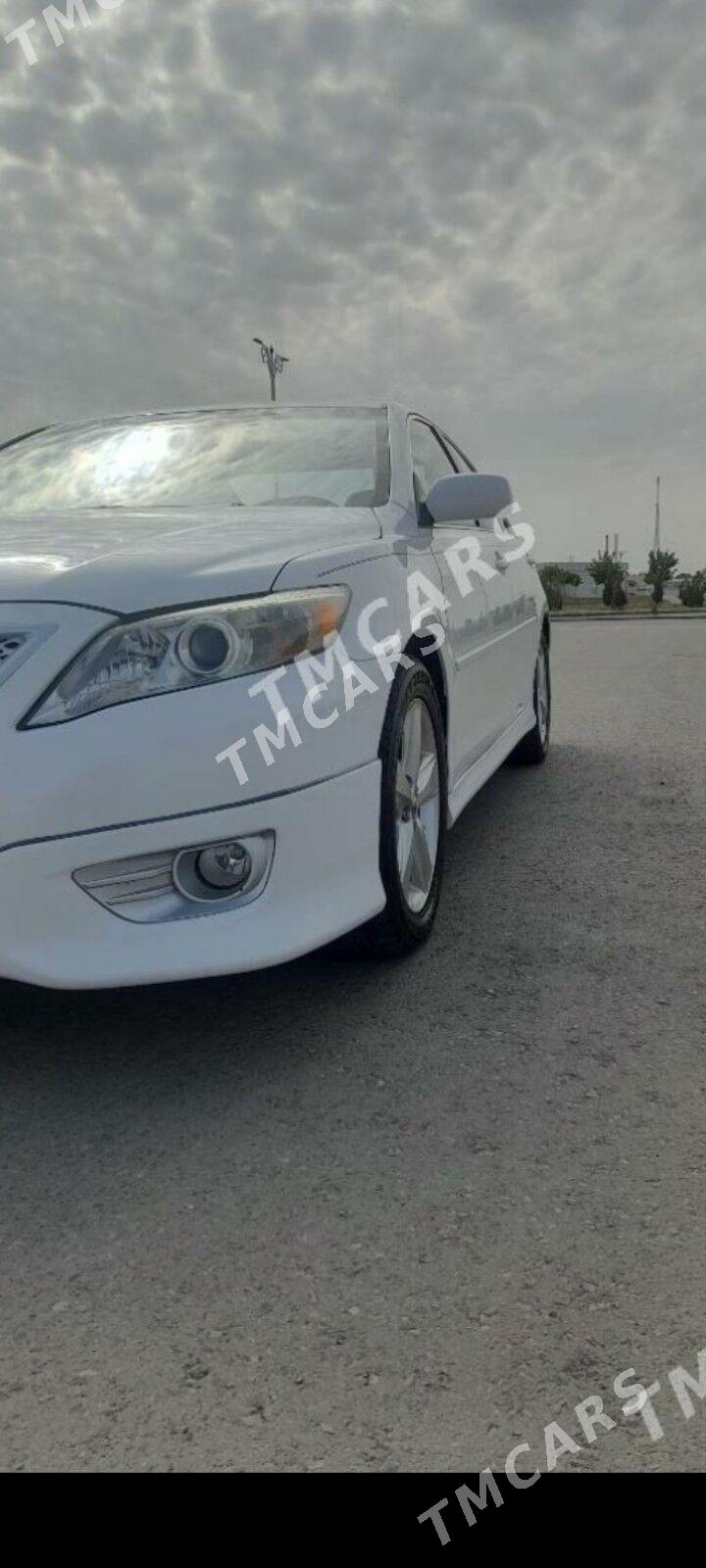 Toyota Camry 2011 - 220 000 TMT - Балканабат - img 5