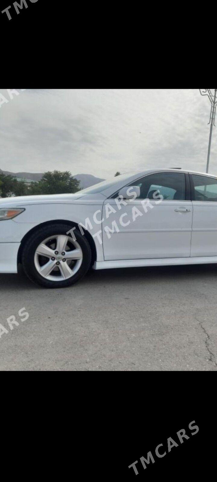 Toyota Camry 2011 - 220 000 TMT - Балканабат - img 2