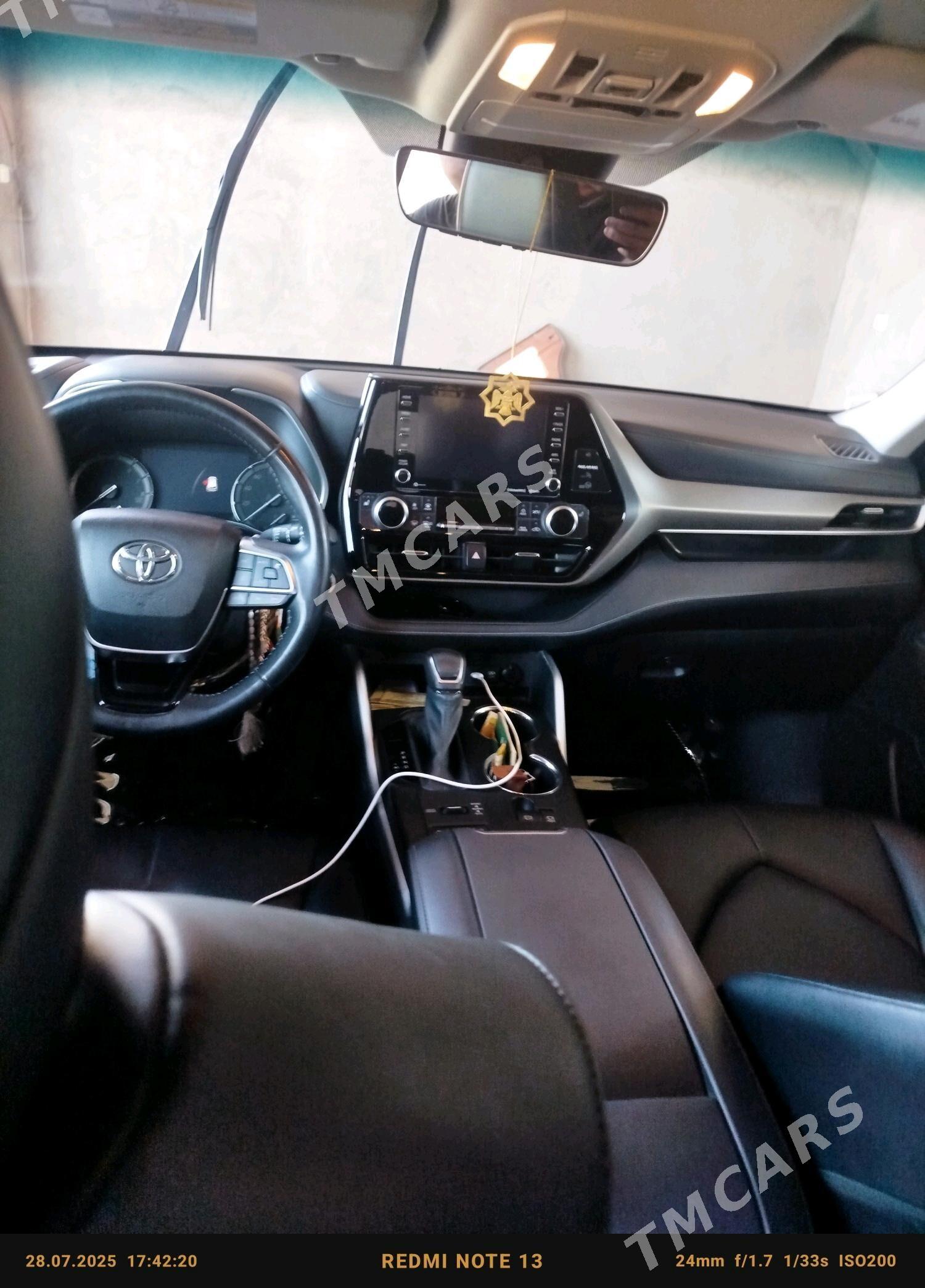 Toyota Highlander 2021 - 650 000 TMT - Tejen - img 6