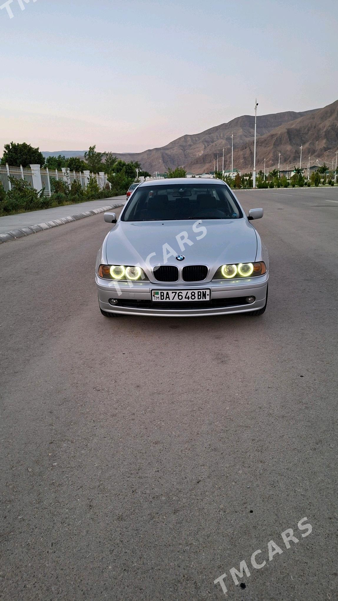 BMW 528 2001 - 120 000 TMT - Балканабат - img 2