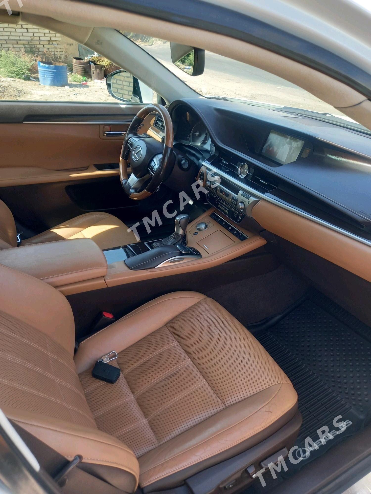 Lexus ES 350 2018 - 360 000 TMT - Мары - img 5