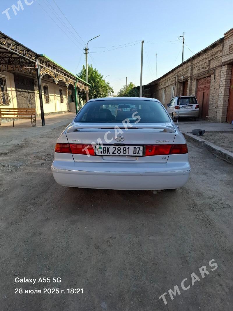 Toyota Camry 2000 - 160 000 TMT - Daşoguz - img 4