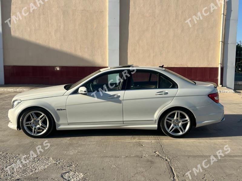Mercedes-Benz C350 2010 - 240 000 TMT - Aşgabat - img 7
