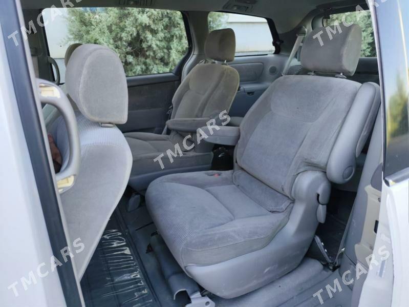 Toyota Sienna 2004 - 200 000 TMT - Mary - img 4
