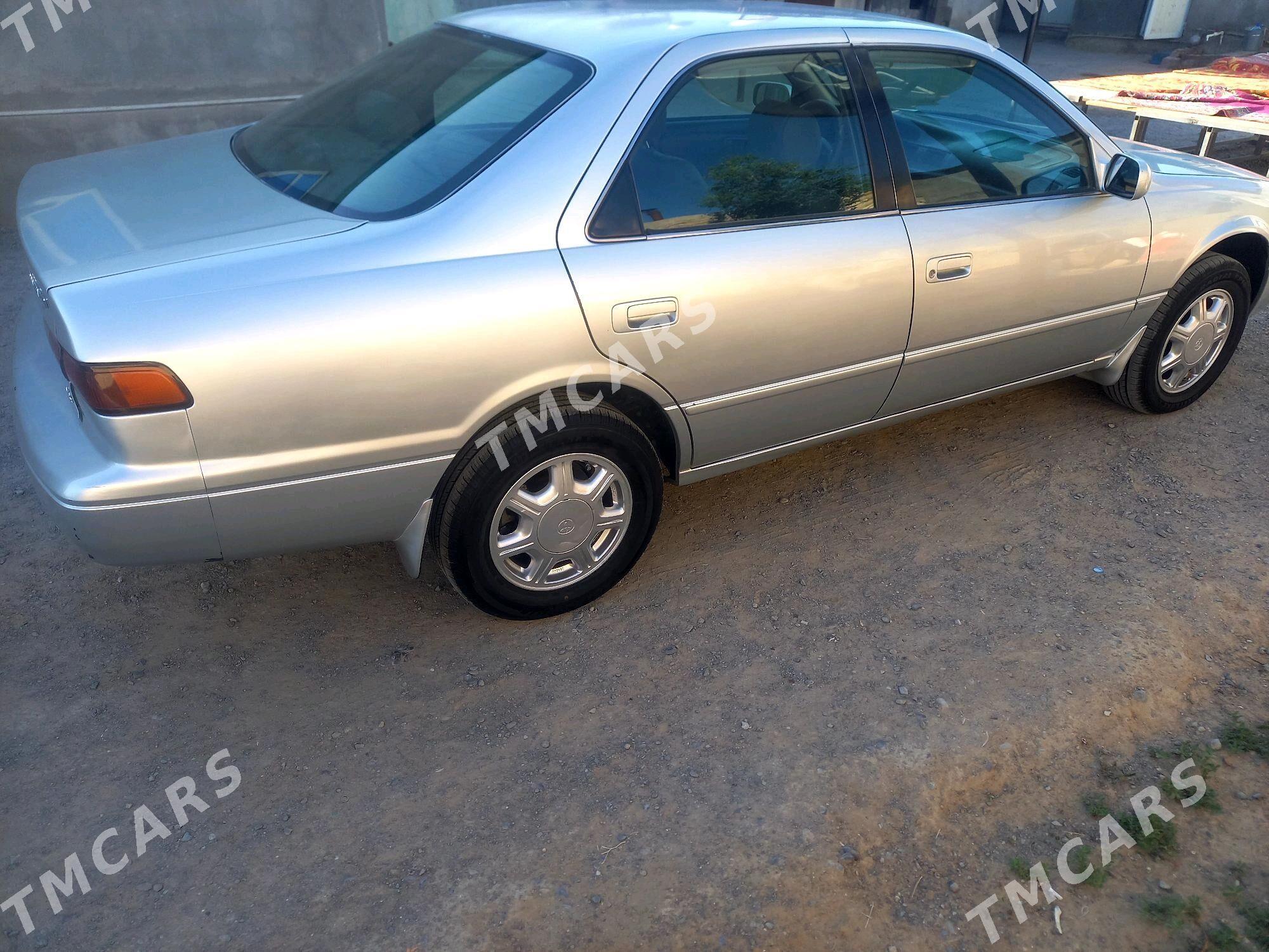 Toyota Camry 1999 - 140 000 TMT - Ak bugdaý etraby - img 2
