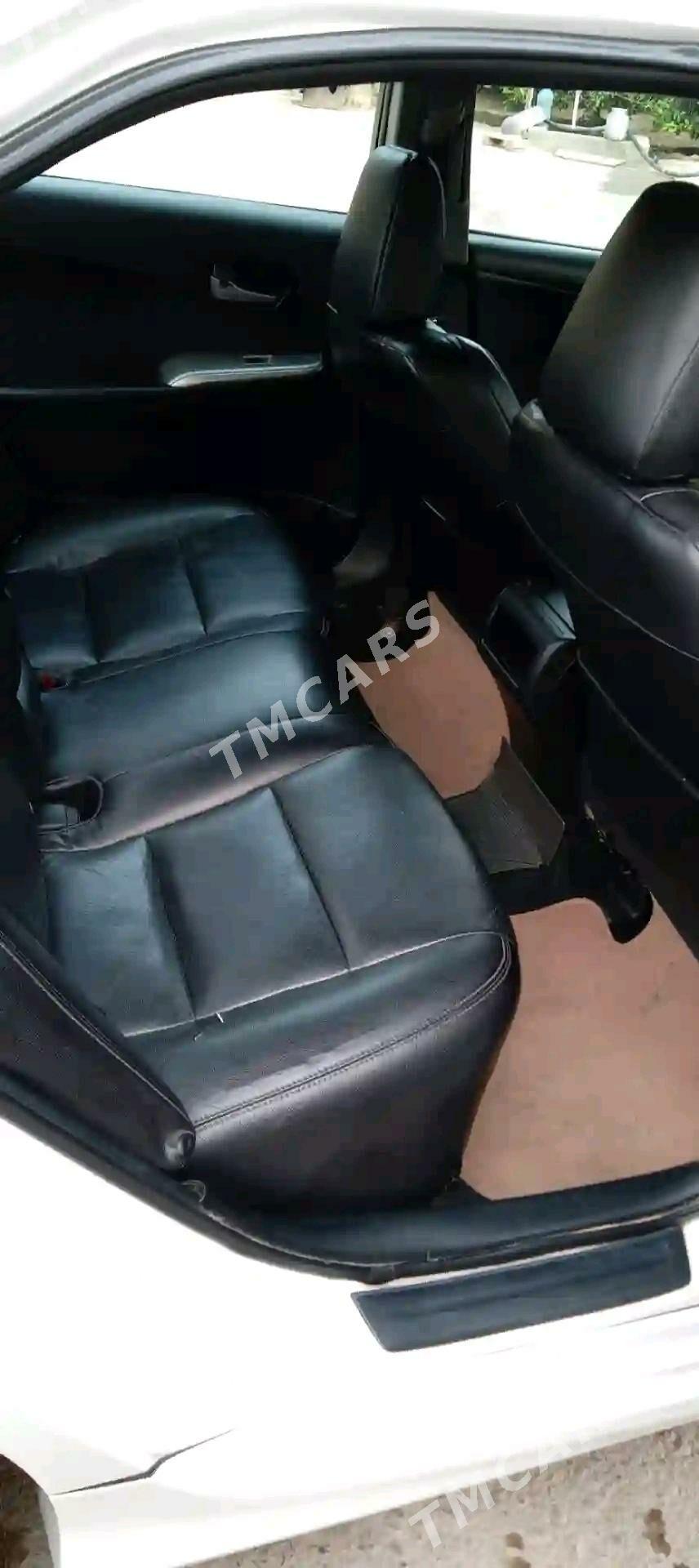 Toyota Camry 2013 - 220 000 TMT - Бузмеин - img 2