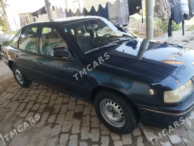 Opel Vectra 1990 - 30 000 TMT - Мары - img 4