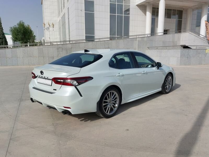Toyota Camry 2021 - 335 000 TMT - Büzmeýin - img 6