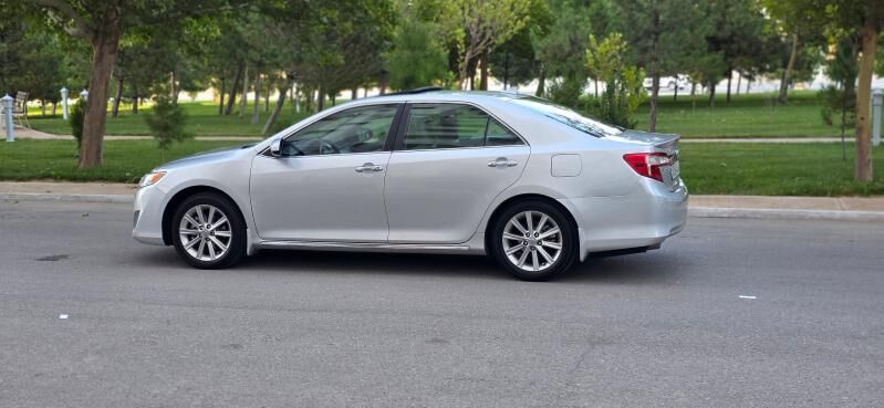 Toyota Camry 2013 - 270 000 TMT - Hitrowka - img 6