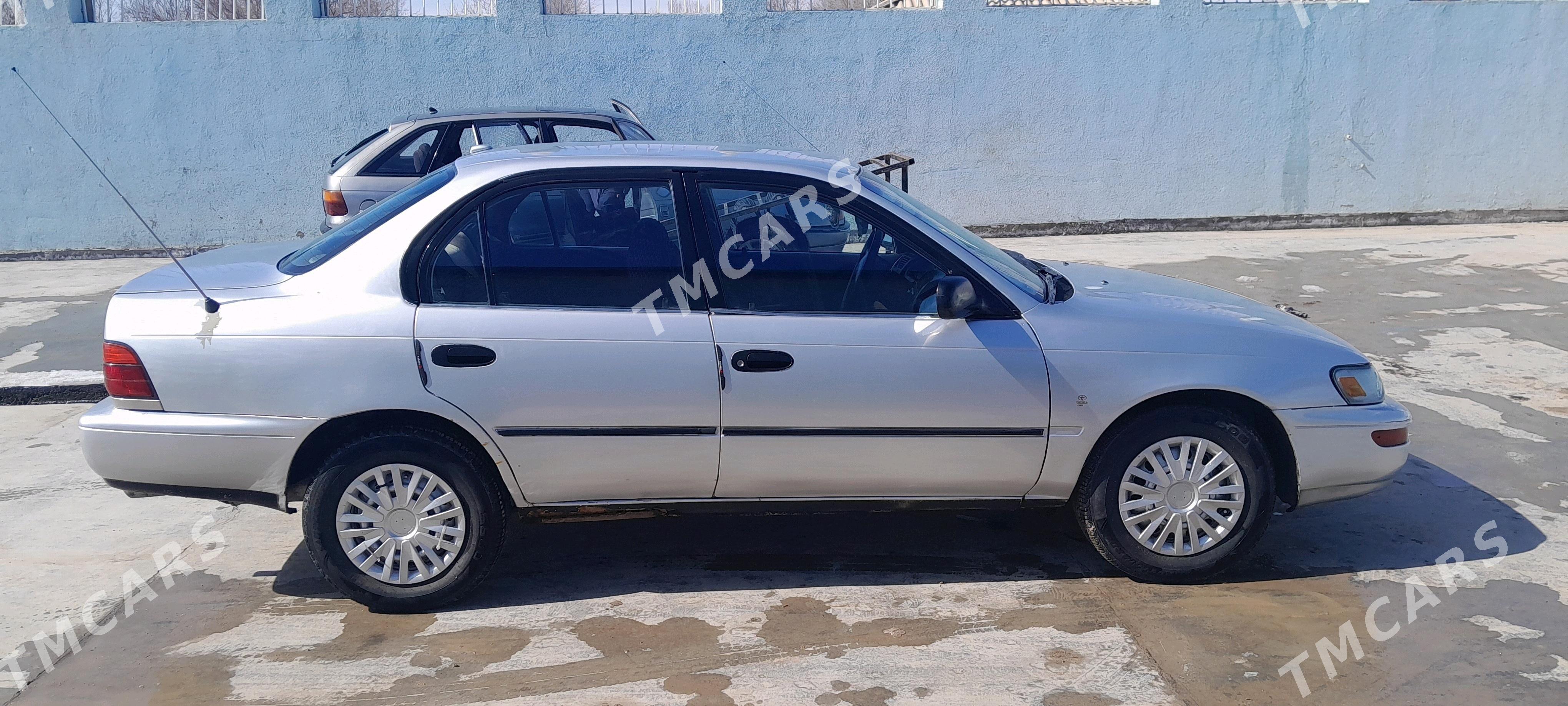 Toyota Corolla 1995 - 50 000 TMT - етр. Туркменбаши - img 2