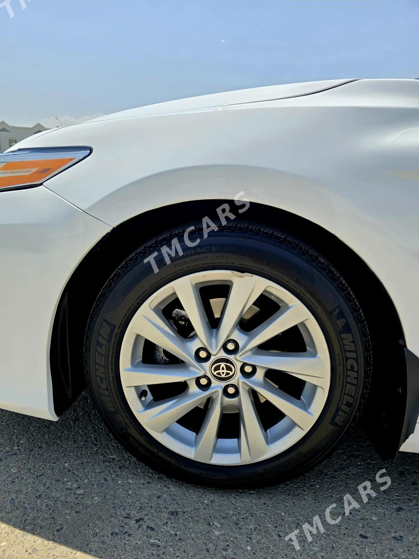 Toyota Camry 2020 - 330 000 TMT - Aşgabat - img 3