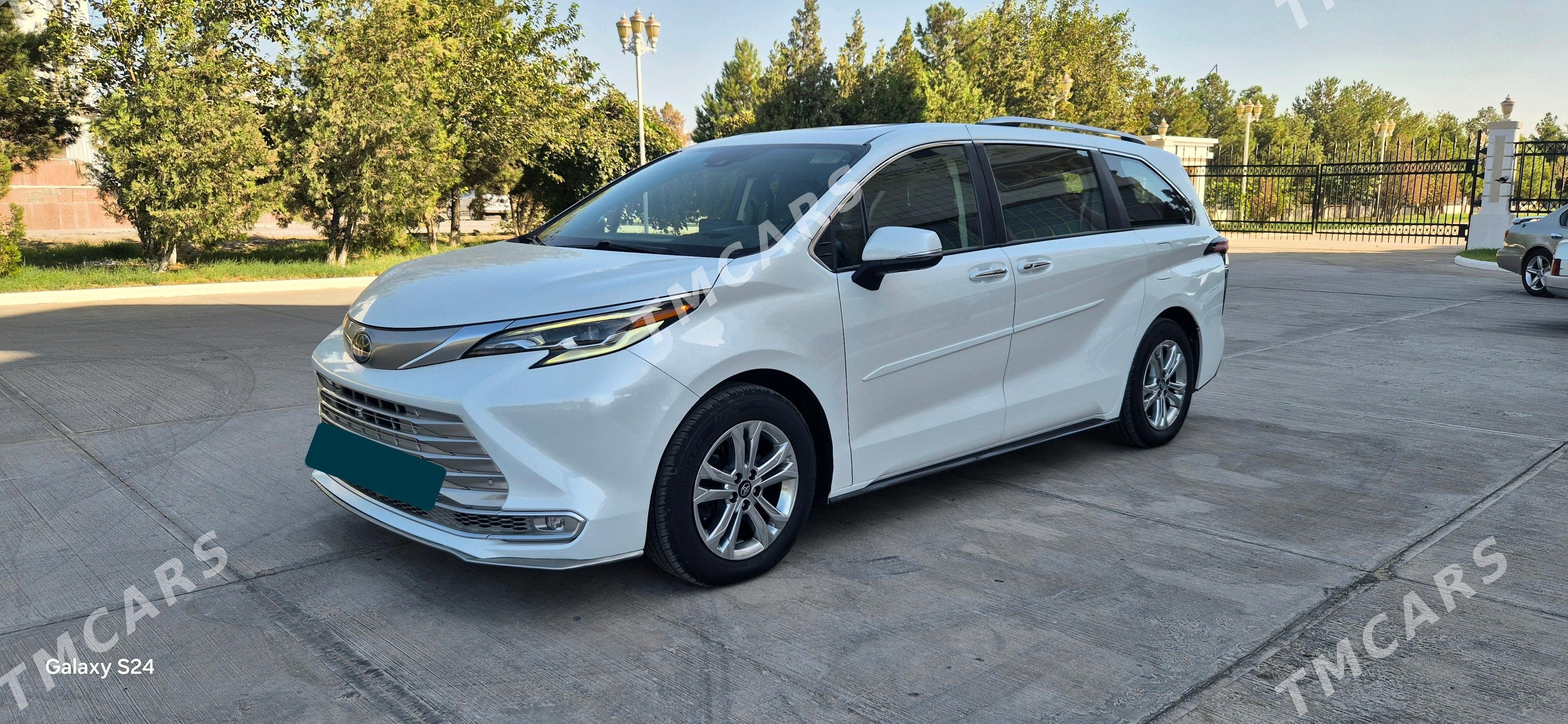 Toyota Sienna 2021 - 699 000 TMT - Мары - img 8