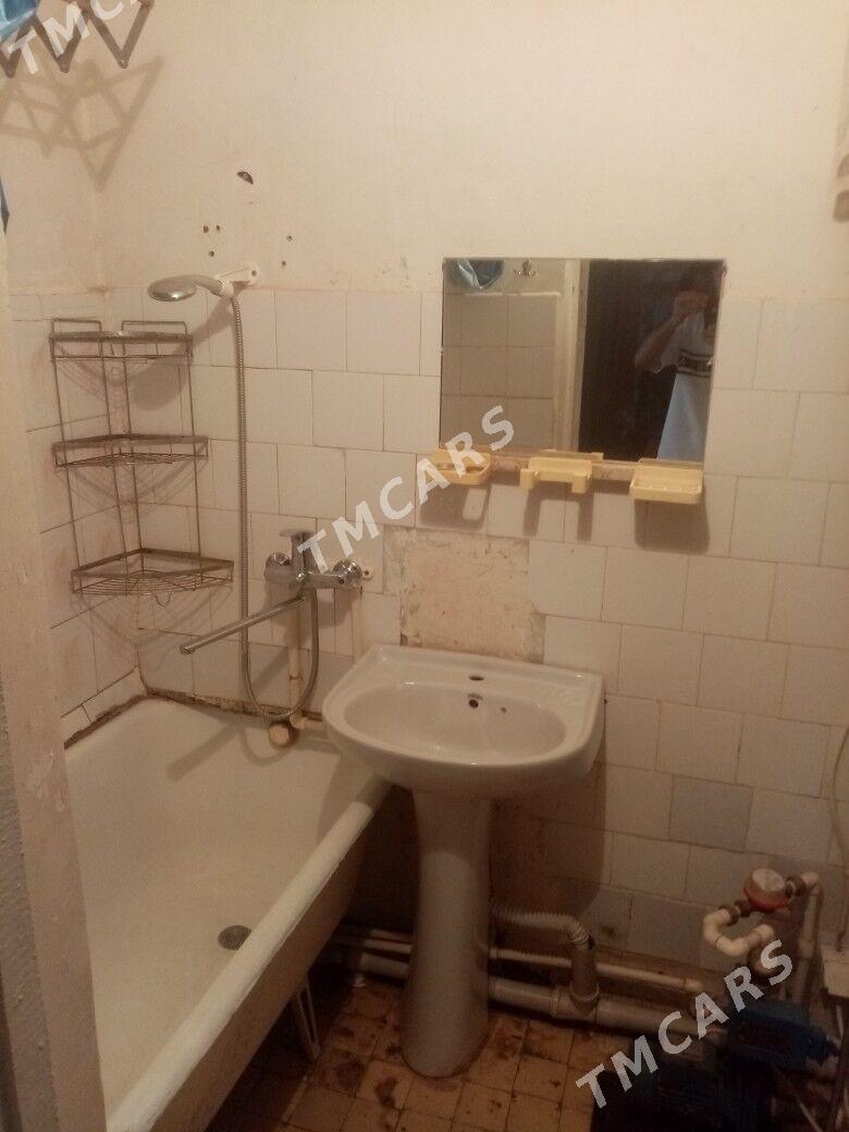 ПРОДАЁТСЯ 2 УХ КОМ - Türkmenabat - img 4