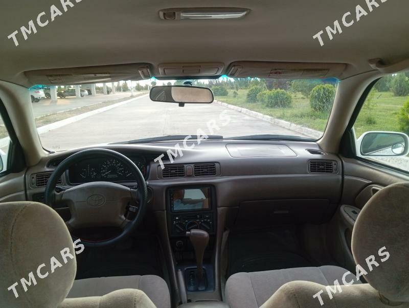 Toyota Camry 1999 - 128 000 TMT - Саят - img 4