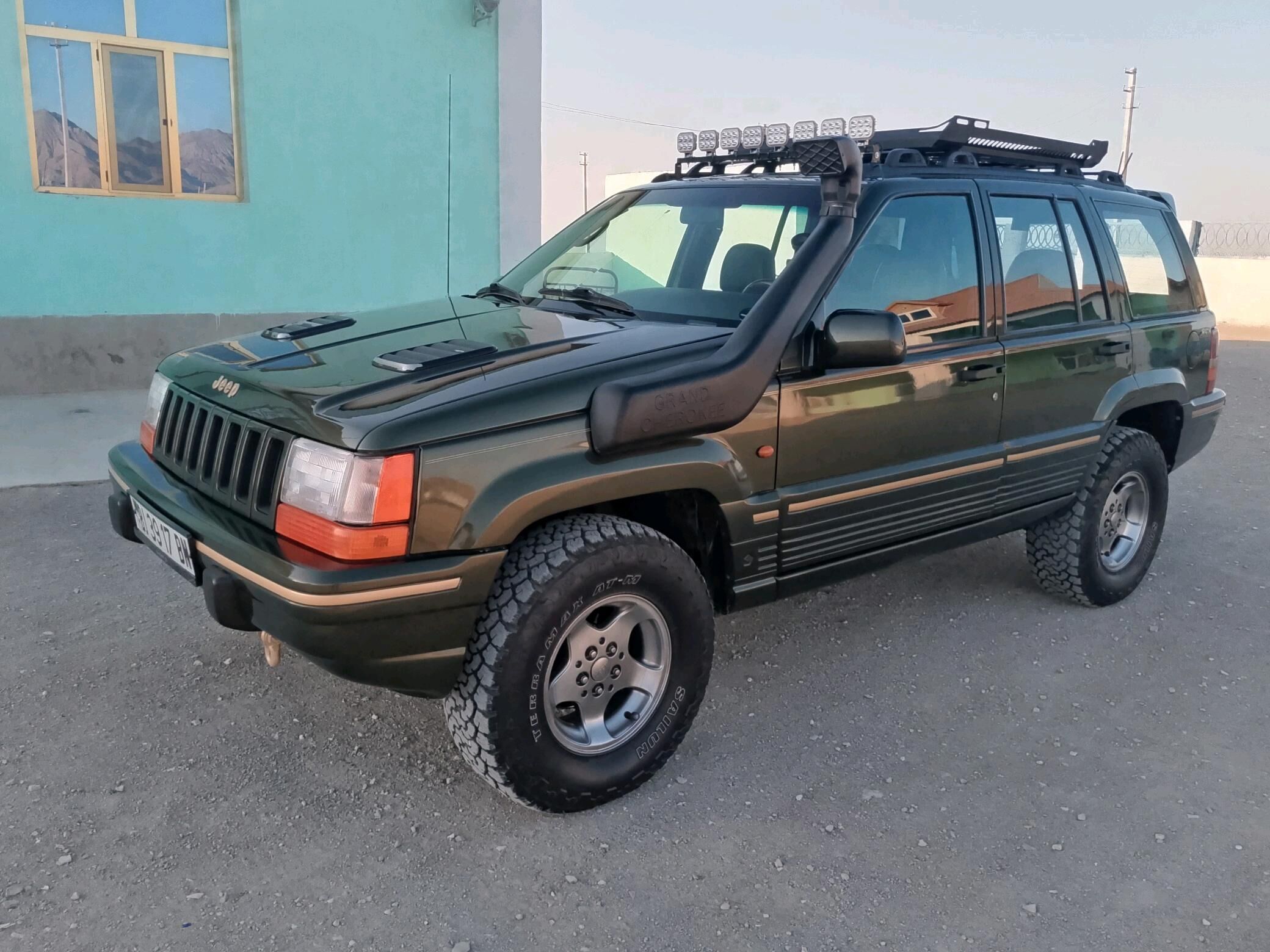 Jeep Grand Cherokee 4xe 1996 - 130 000 TMT - Balkanabat - img 9