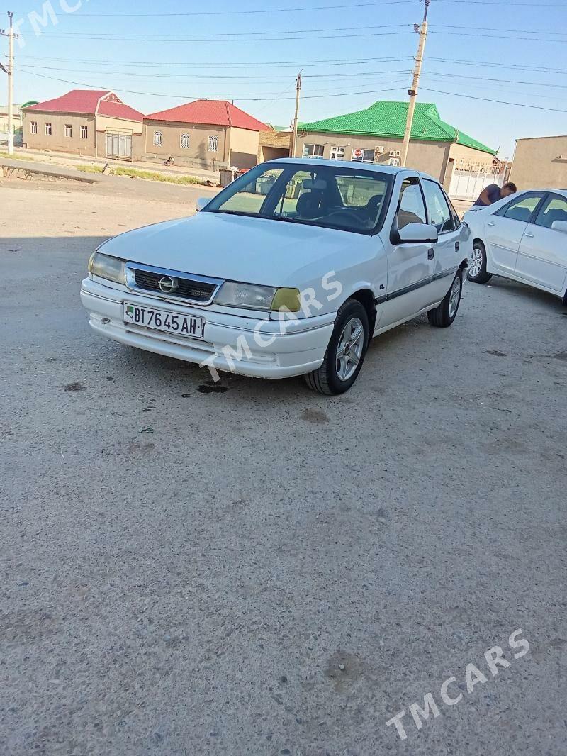 Opel Vectra 1992 - 30 000 TMT - Tejen - img 3