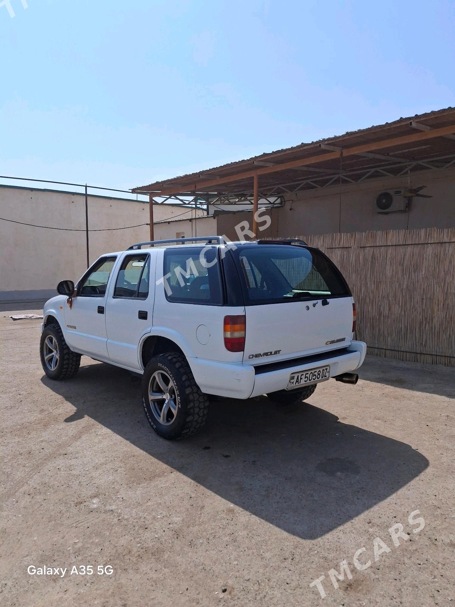 Chevrolet Blazer 1996 - 50 000 TMT - Daşoguz - img 7