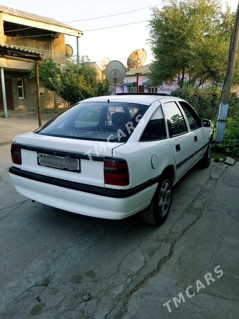 Opel Vectra 1992 - 27 000 TMT - Кëши - img 5