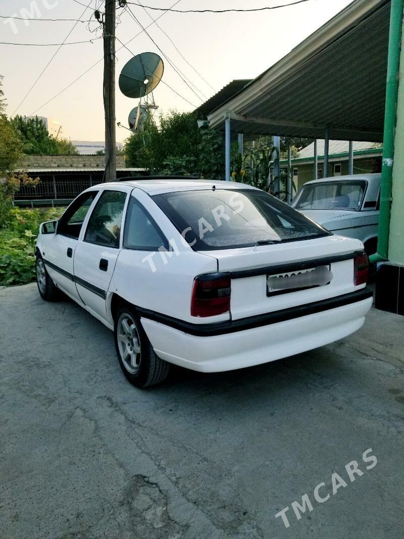 Opel Vectra 1992 - 27 000 TMT - Кëши - img 6