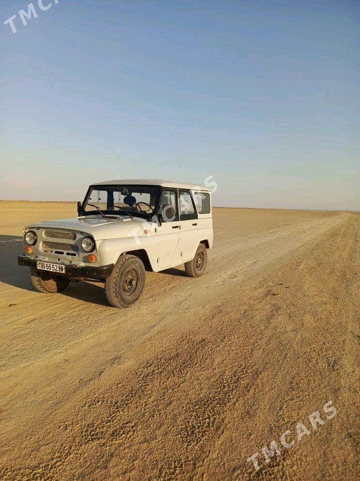 UAZ 469 2006 - 75 000 TMT - Балканабат - img 3