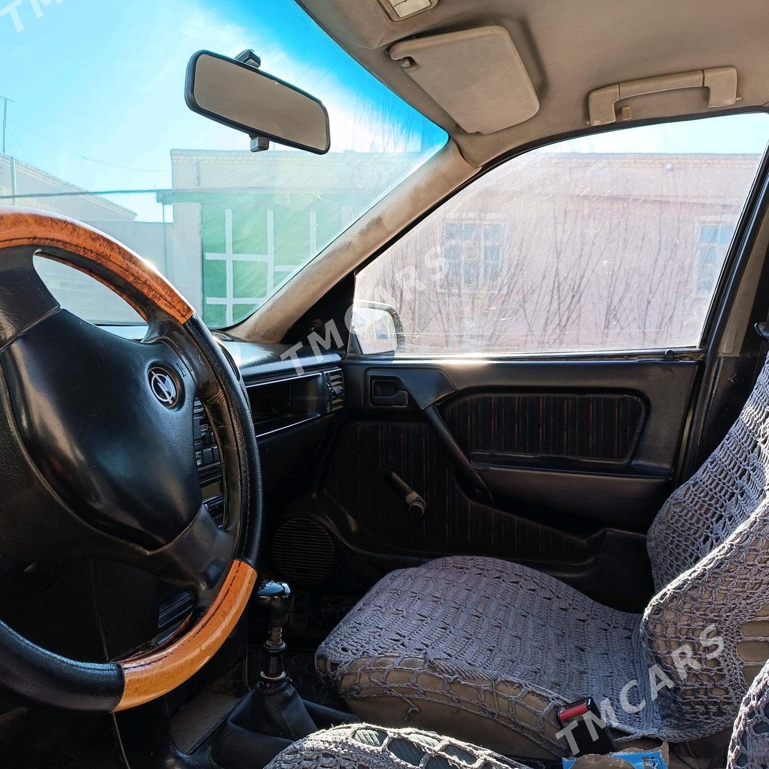 Opel Vectra 1992 - 24 000 TMT - Акдепе - img 2