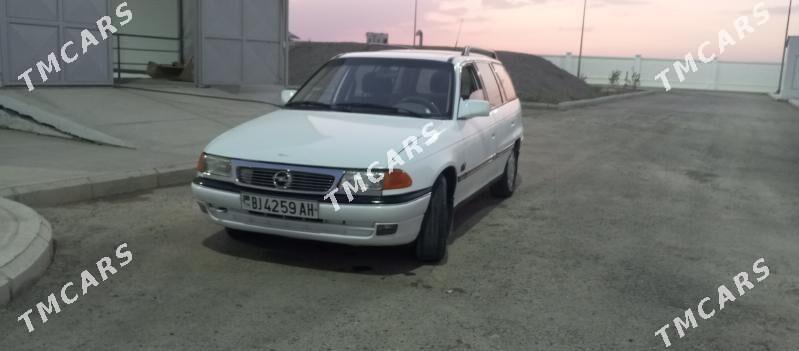 Opel Astra 1993 - 36 000 TMT - Кака - img 5