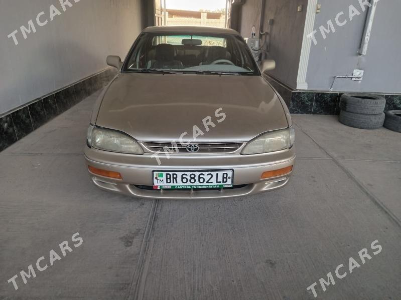 Toyota Camry 1993 - 78 000 TMT - Saýat - img 4