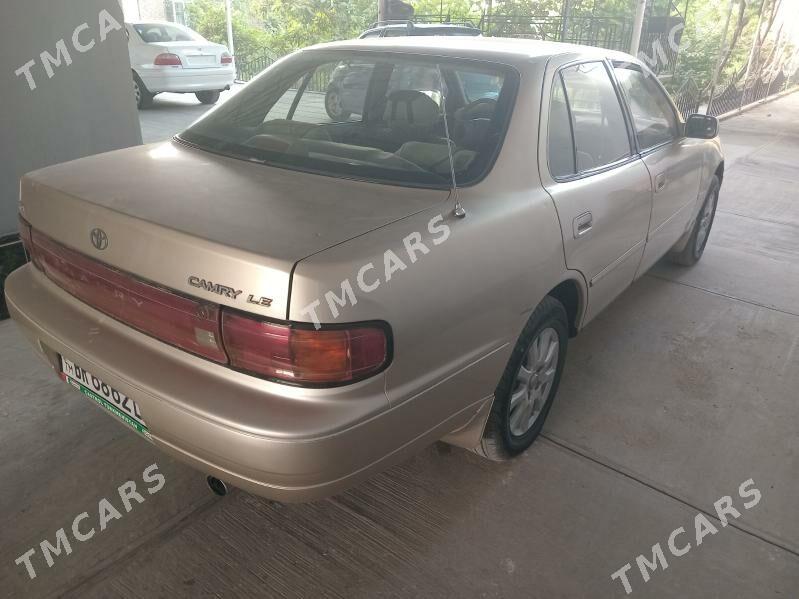 Toyota Camry 1993 - 78 000 TMT - Saýat - img 6