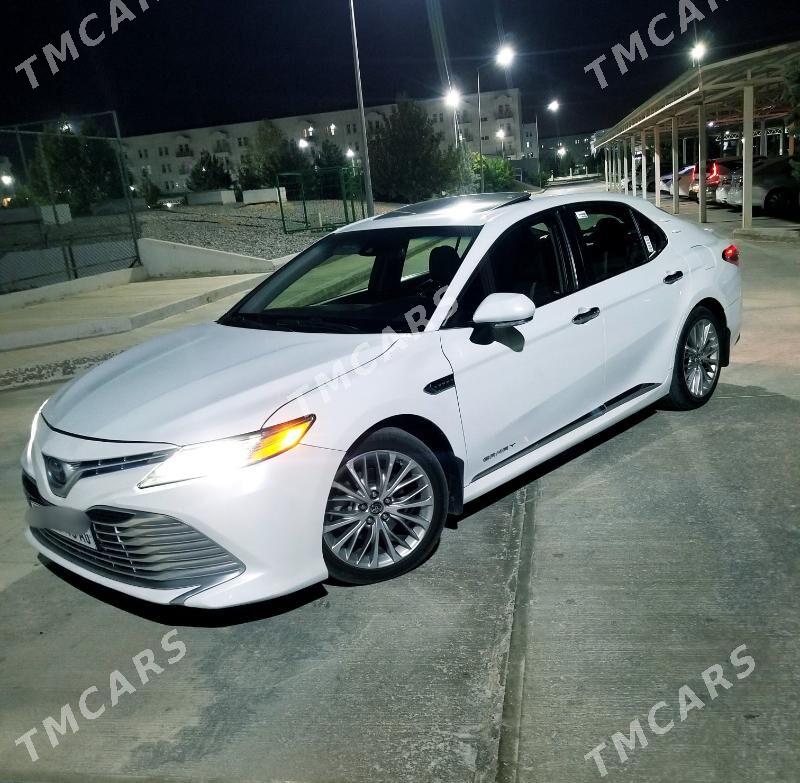 Toyota Camry 2018 - 268 000 TMT - Кëши - img 3
