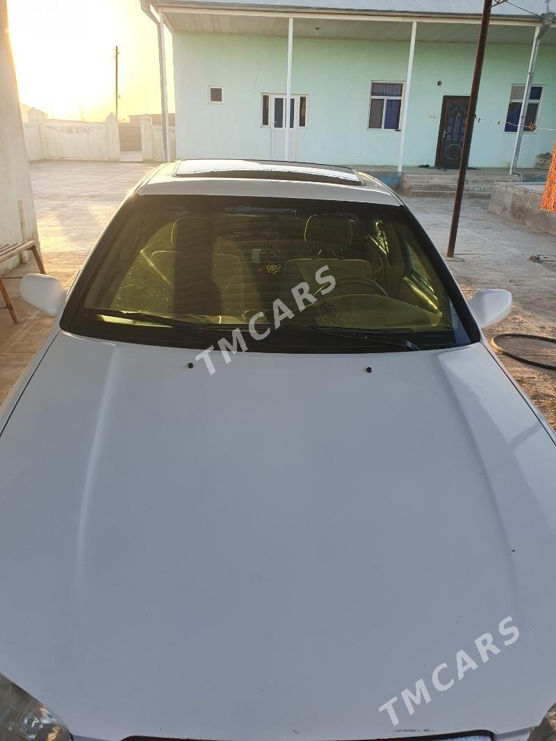 Toyota Camry 1998 - 135 000 TMT - Ёлётен - img 6