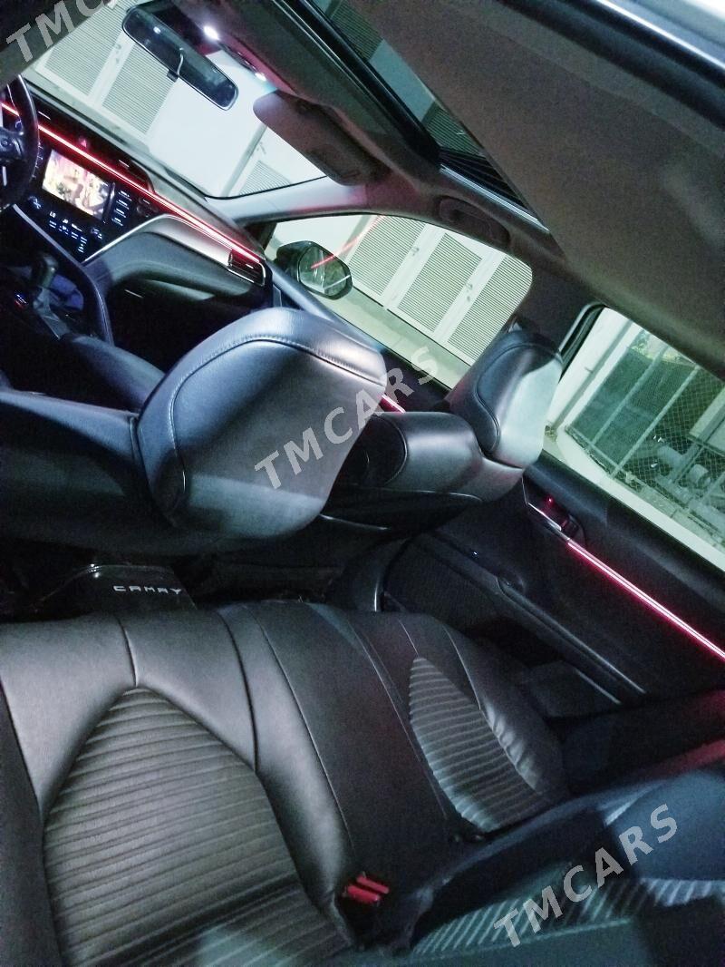 Toyota Camry 2018 - 268 000 TMT - Кëши - img 7