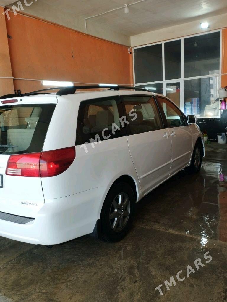 Toyota Sienna 2004 - 220 000 TMT - Анев - img 2