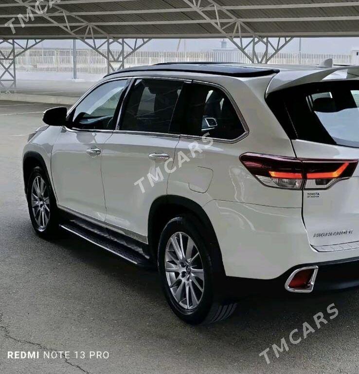 Toyota Highlander 2019 - 420 000 TMT - Ашхабад - img 5
