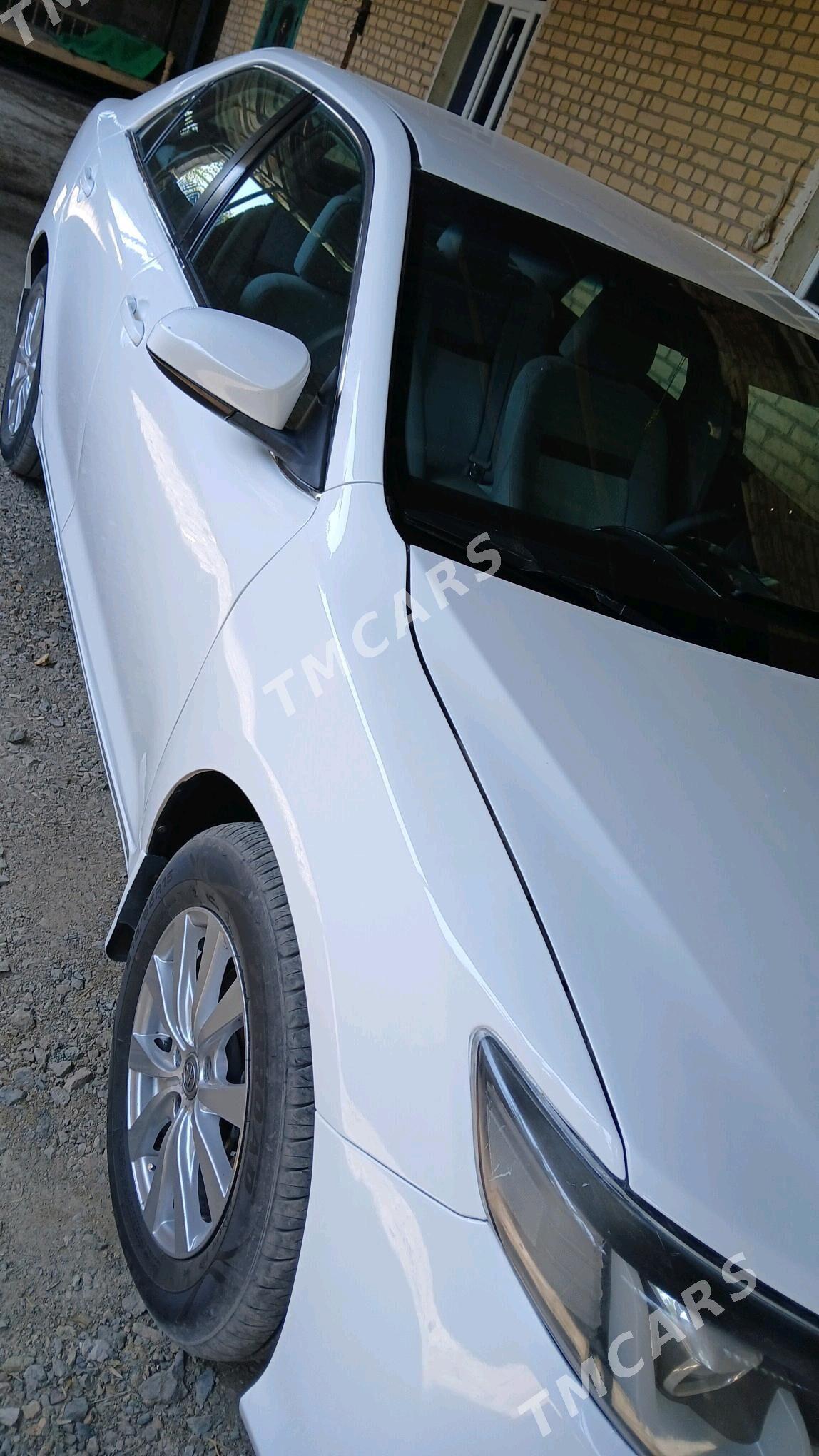Toyota Camry 2011 - 160 000 TMT - Гурбансолтан Едже - img 4
