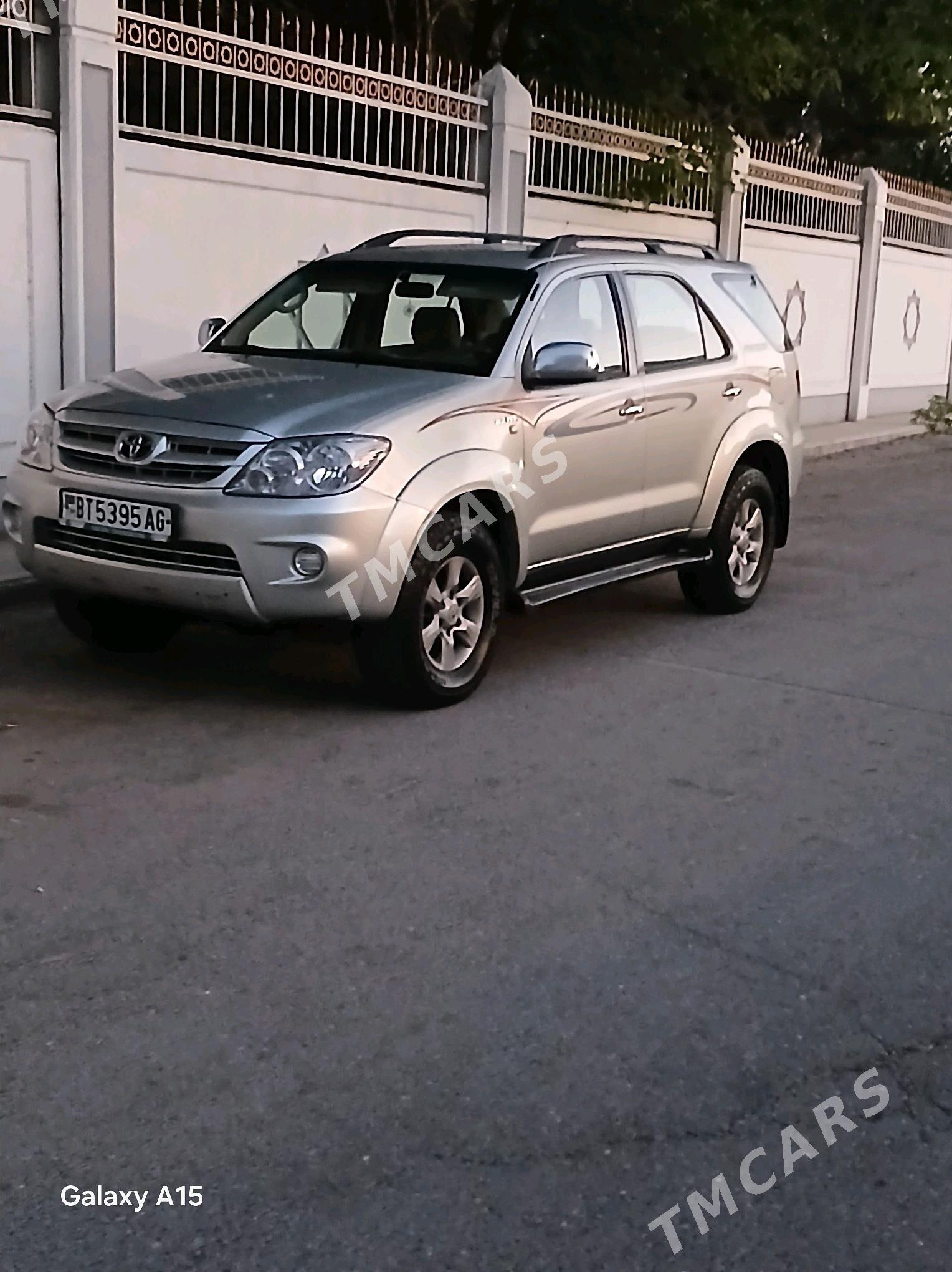 Toyota Fortuner 2006 - 270 000 TMT - Aşgabat - img 5