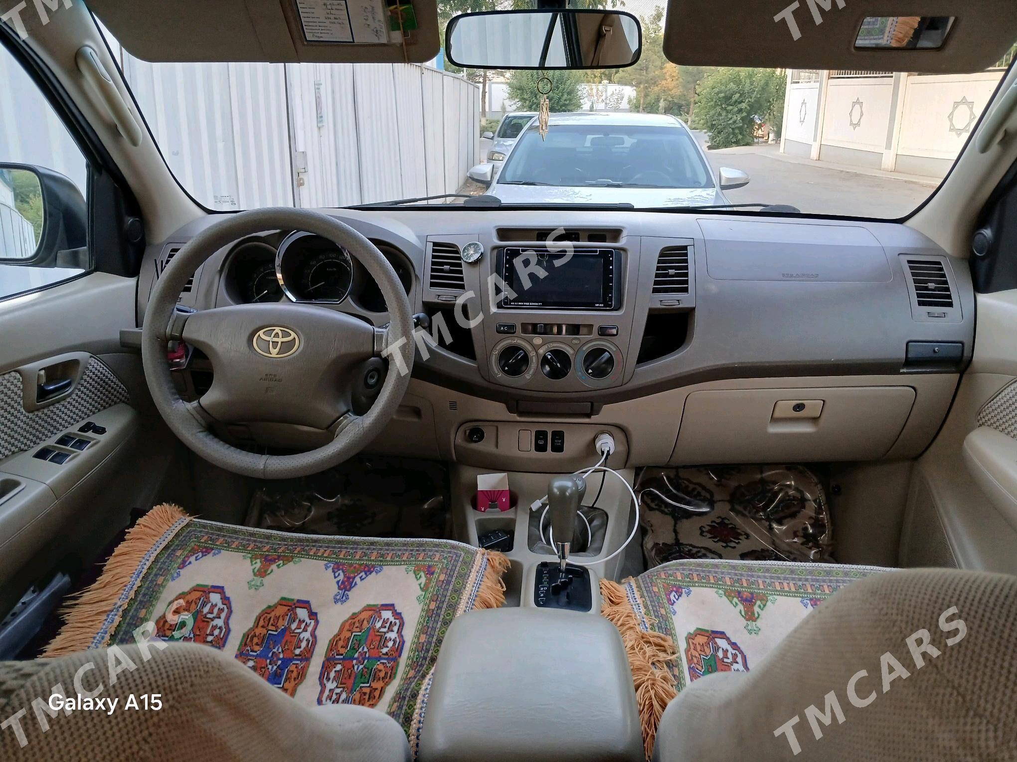 Toyota Fortuner 2006 - 270 000 TMT - Aşgabat - img 8