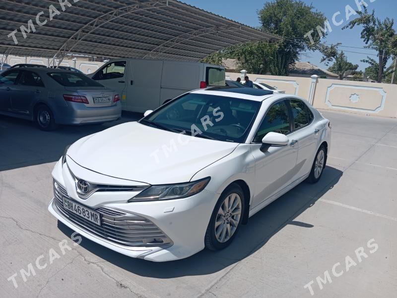 Toyota Camry 2018 - 288 000 TMT - Байрамали - img 2