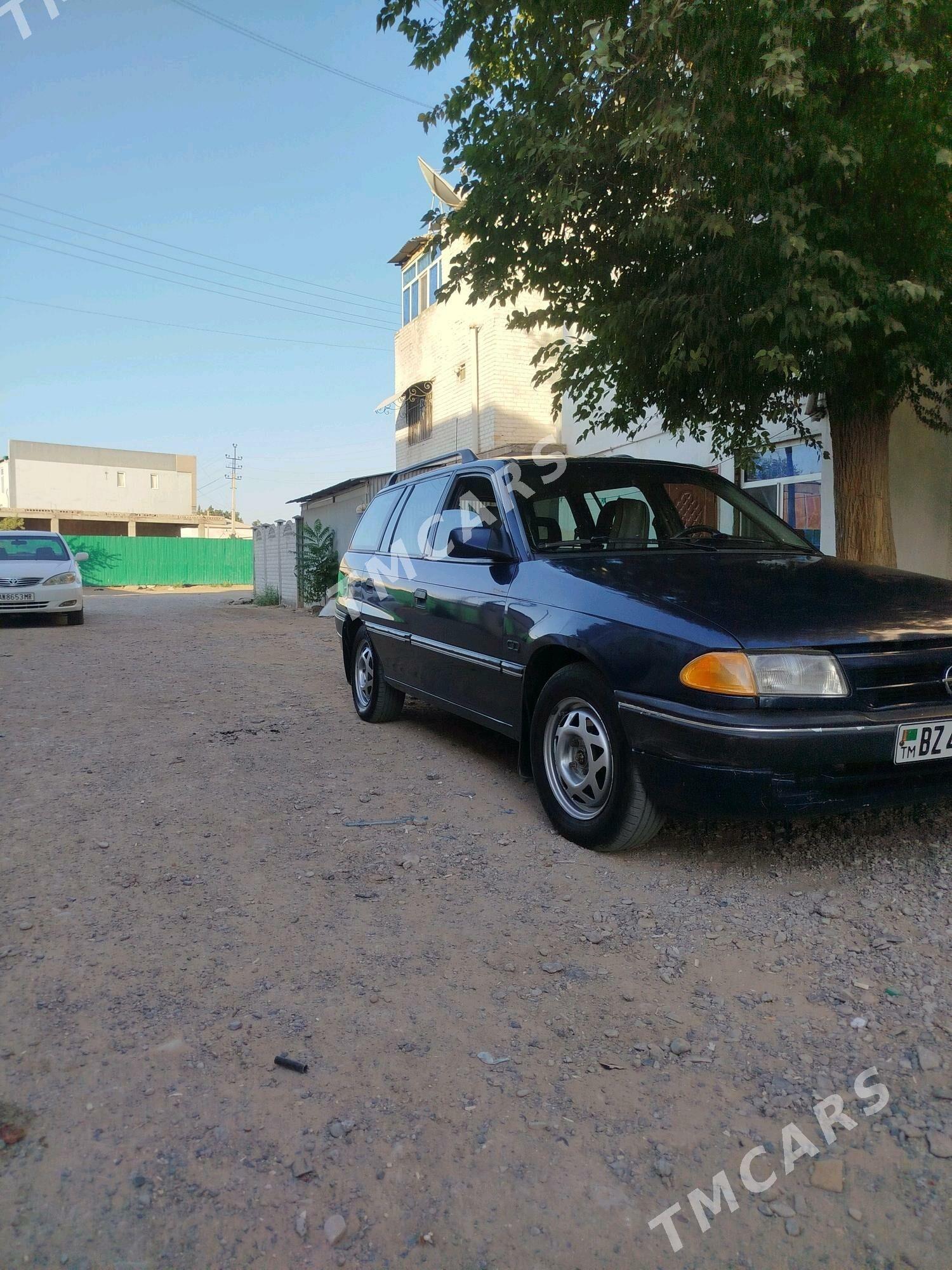 Opel Astra 1993 - 40 000 TMT - Мары - img 5