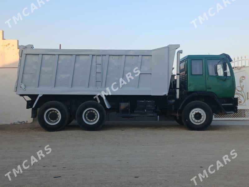 Howo Sinotruk 2011 - 230 000 TMT - Гумдаг - img 2