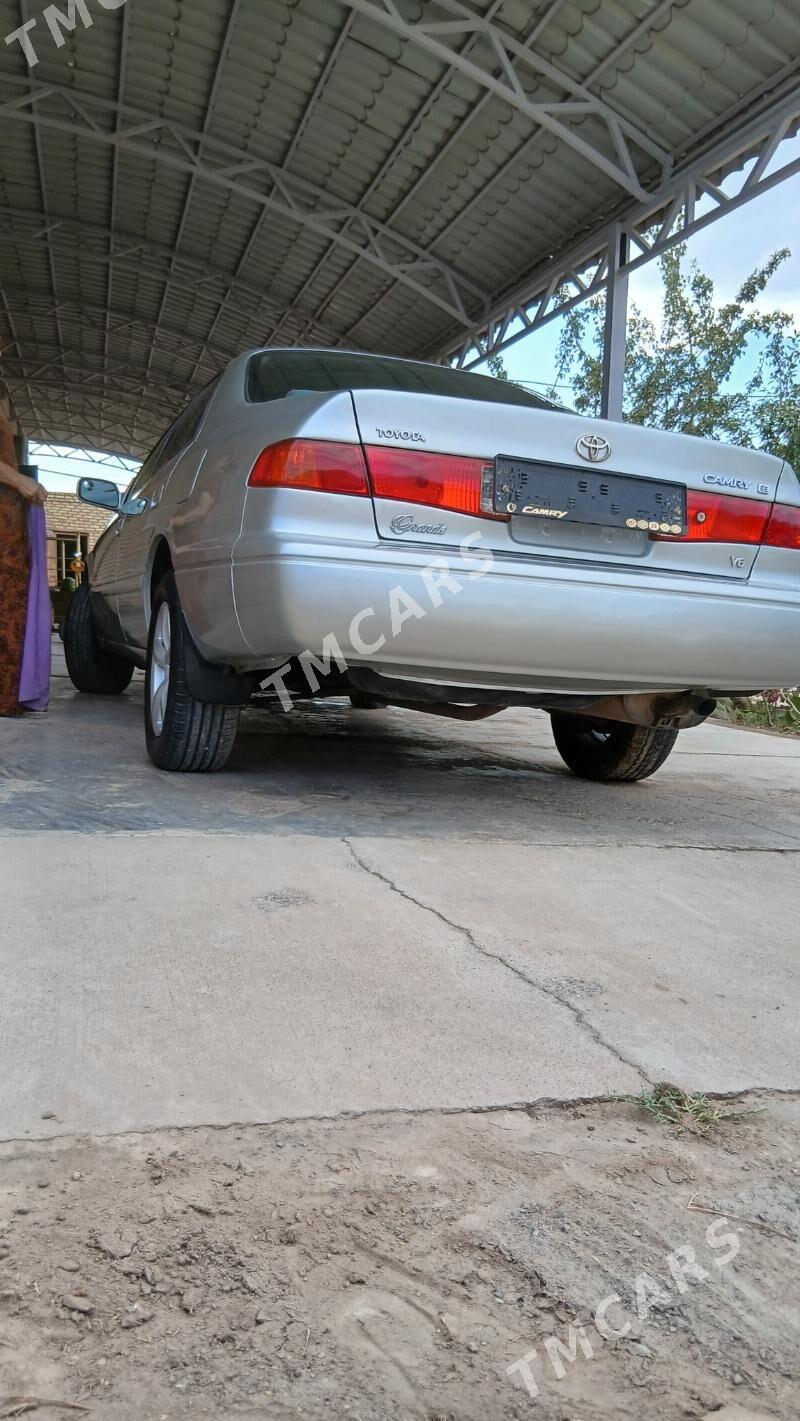 Toyota Camry 2000 - 165 000 TMT - Daşoguz - img 7