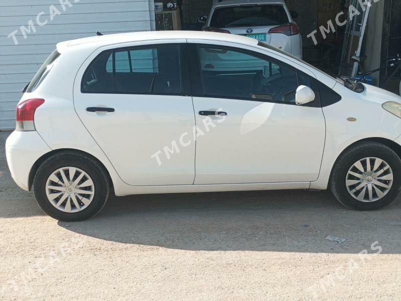 Toyota Yaris 2008 - 110 000 TMT - Гарадамак - img 6