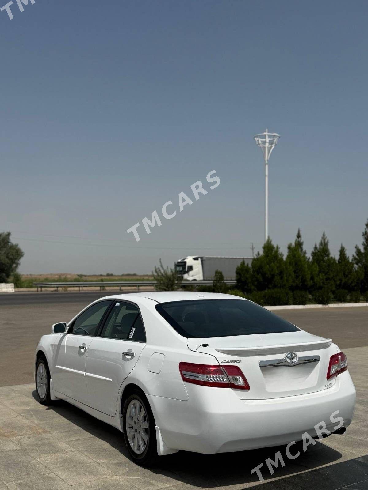 Toyota Camry 2010 - 175 000 TMT - Мары - img 7