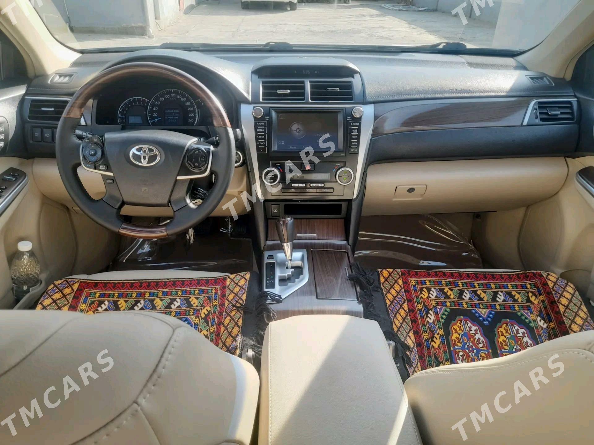 Toyota Aurion 2013 - 370 000 TMT - Ýalkym - img 6