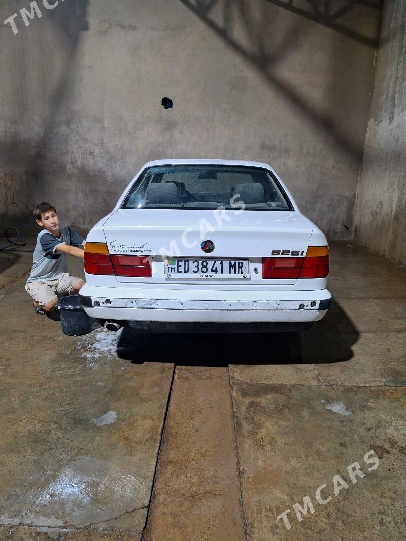 BMW 525 1990 - 33 000 TMT - Ёлётен - img 2