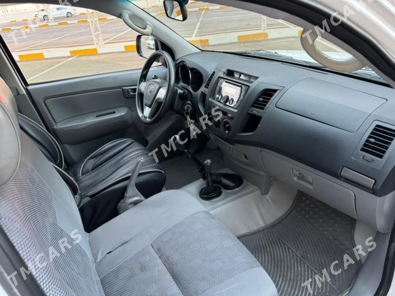 Toyota Hilux 2009 - 202 000 TMT - Aşgabat - img 9