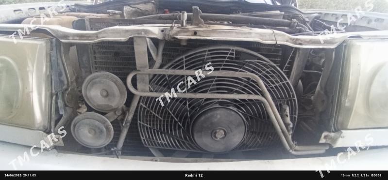 Mercedes-Benz 300E 1988 - 20 000 TMT - Гёкдепе - img 5